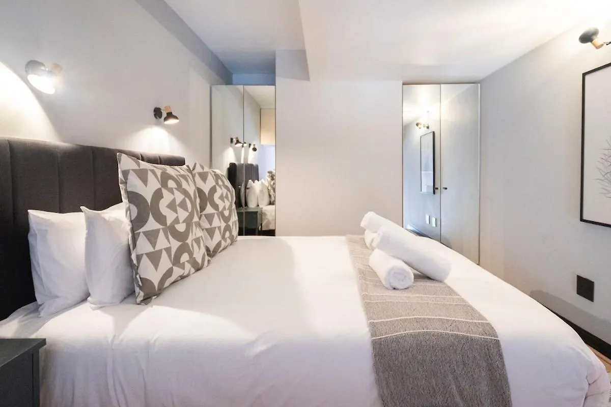 One Bedroom Loft Apartment In Darling Street Kapstadt Südafrika